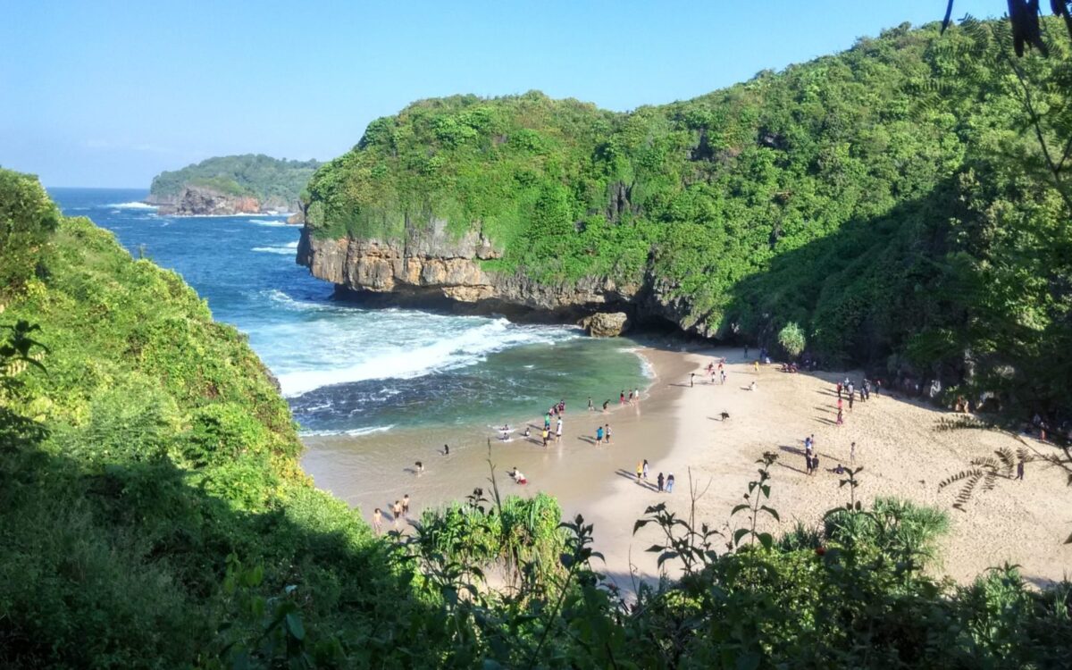 Pantai Greweng
