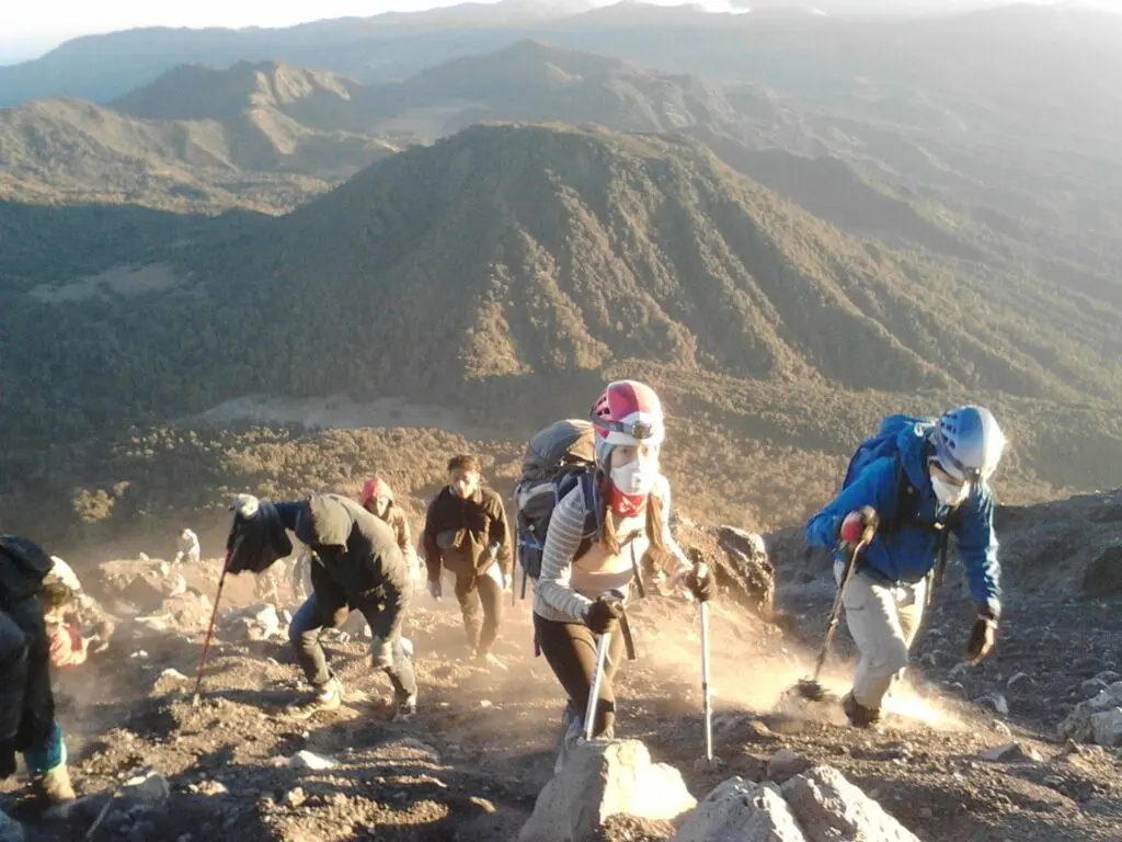 Perjalanan Mendaki Gunung Semeru. Foto: Google Maps / Syarfina J