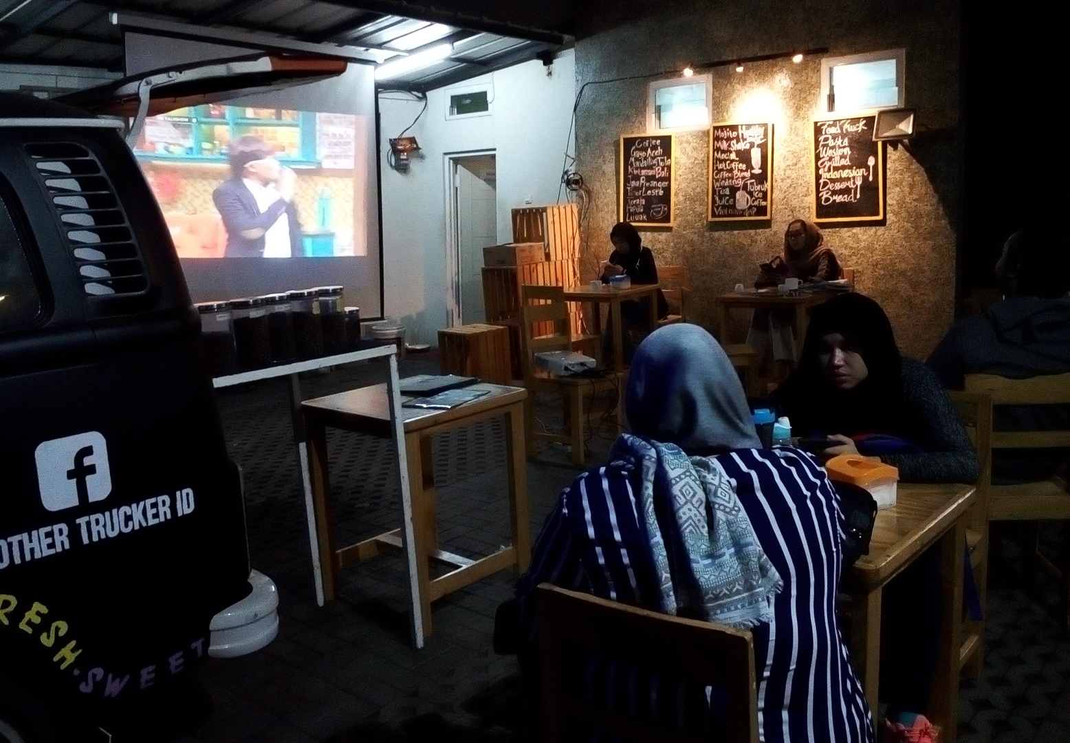 Coffe shop di dalam area House of Shafa Jakarta