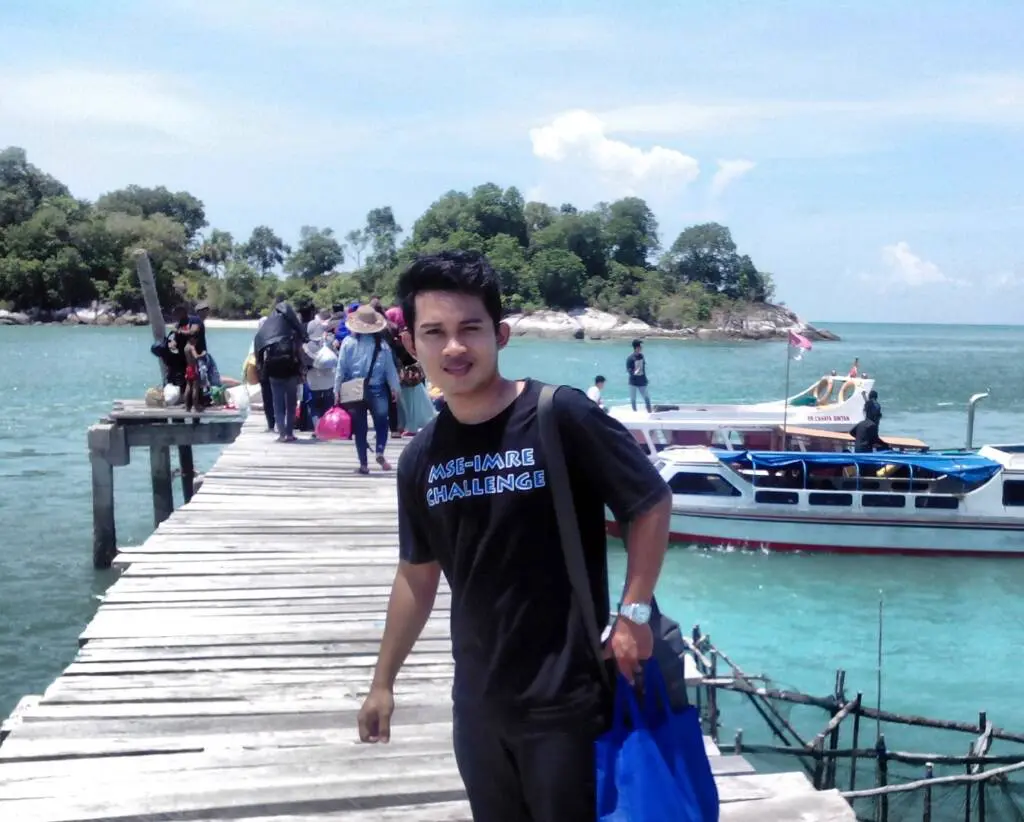 Menyeberangi perairan dengan speedboat menuju Pulau Berhala Tanjung Jabung Timur Jambi - Bhima Wibawa