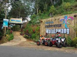 wahana ATV di objek wisata watu lawang