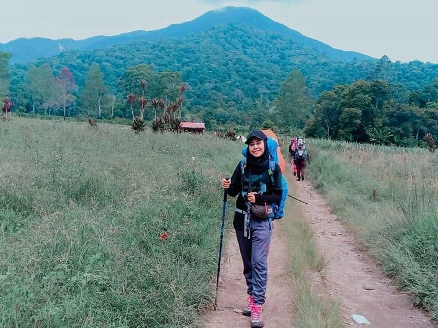 Memulai langkah penjelajahan jalur wisata Gunung Sibuatan Dairi Sumatera Utara - misbahulljannah