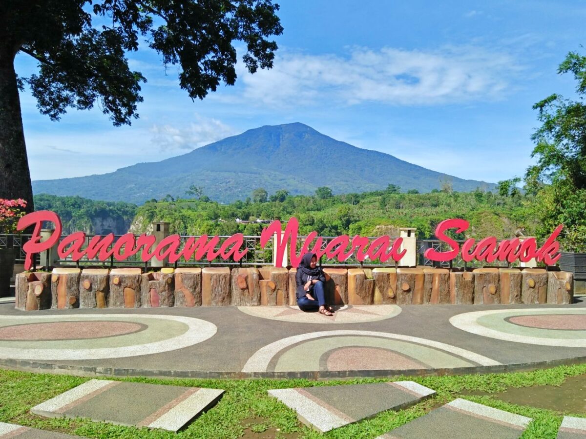 panorama ngarai sianok
