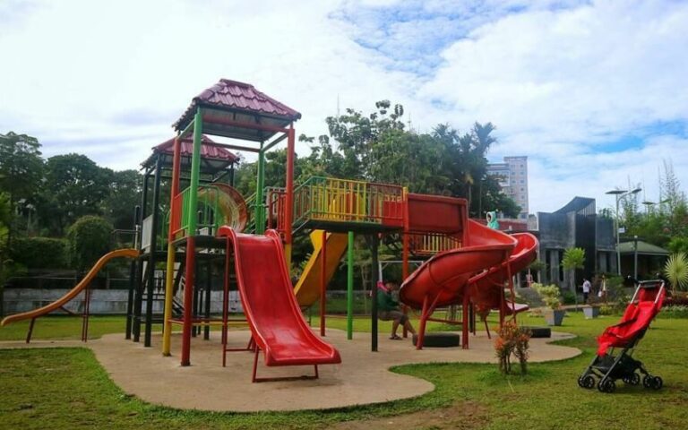 Playground Taman Ngarai Maaram