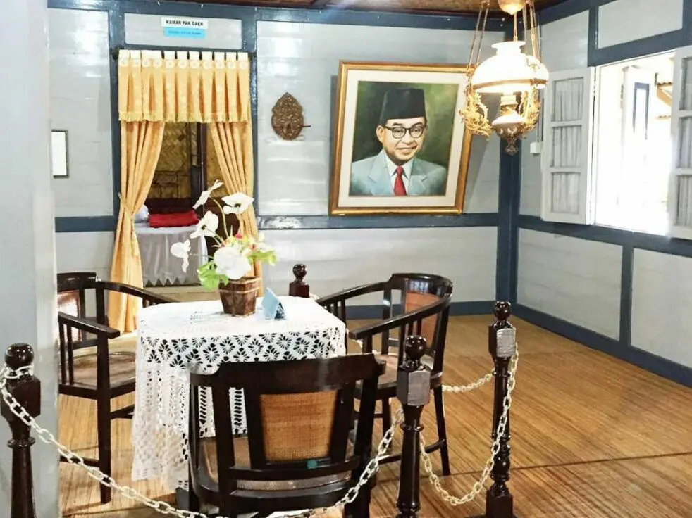 Ruang tamu keluarga Bung Hatta