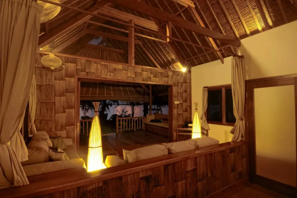 Tipe kamar Bungalow di WavePark Mentawai Resort