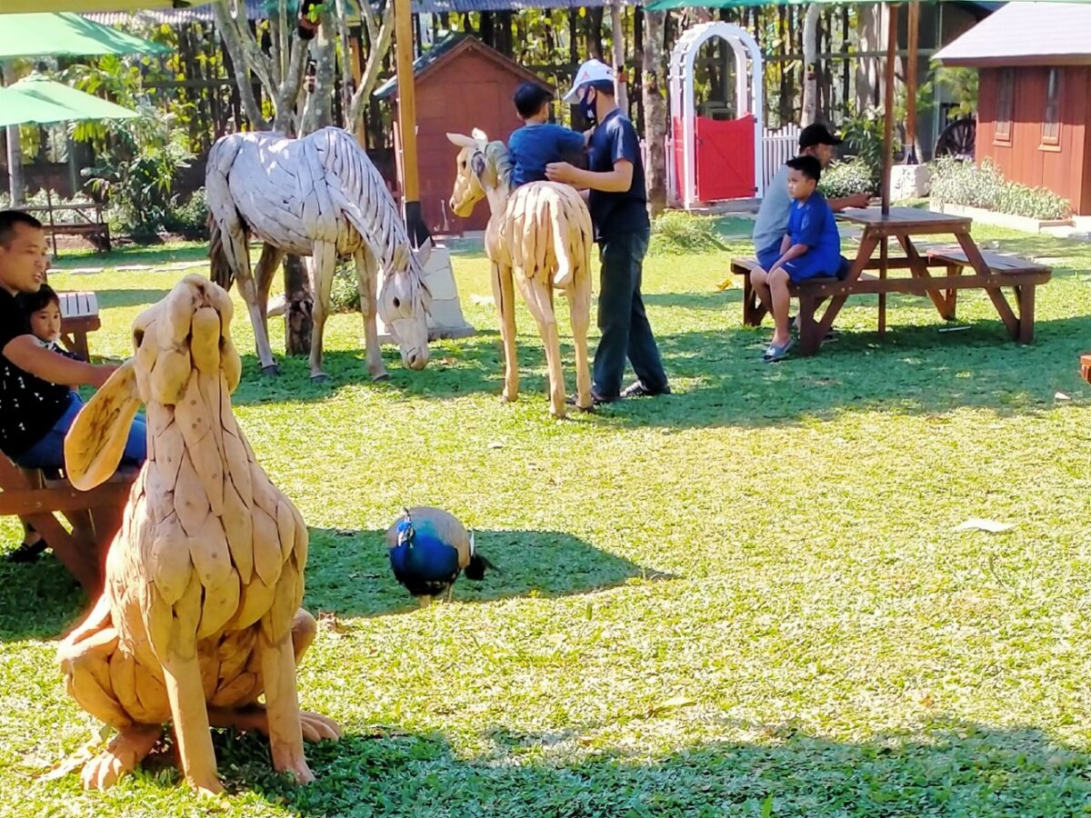 taman rekreasi dan restoran nirwana stable