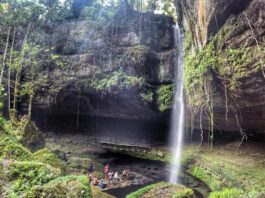 Full View Air Terjun ubuak Bulan