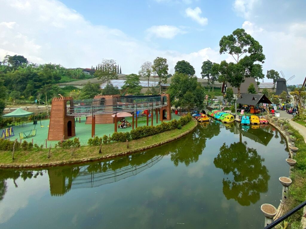 Lembang Park Zoo Tiket Atraksi Agustus 2021 Travelspromo