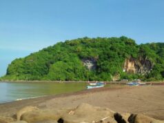 suasana tenang di pantai sodong