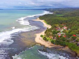 area sekitar pantai karapyak pangandaran