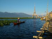 menara eiffel di radesa wisata rawa pening