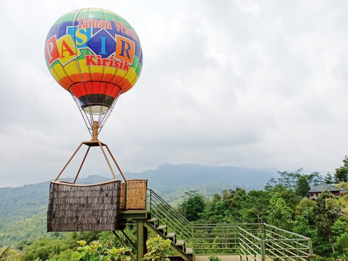 wahana foto balon udara pasir kirisik tasikmalaya