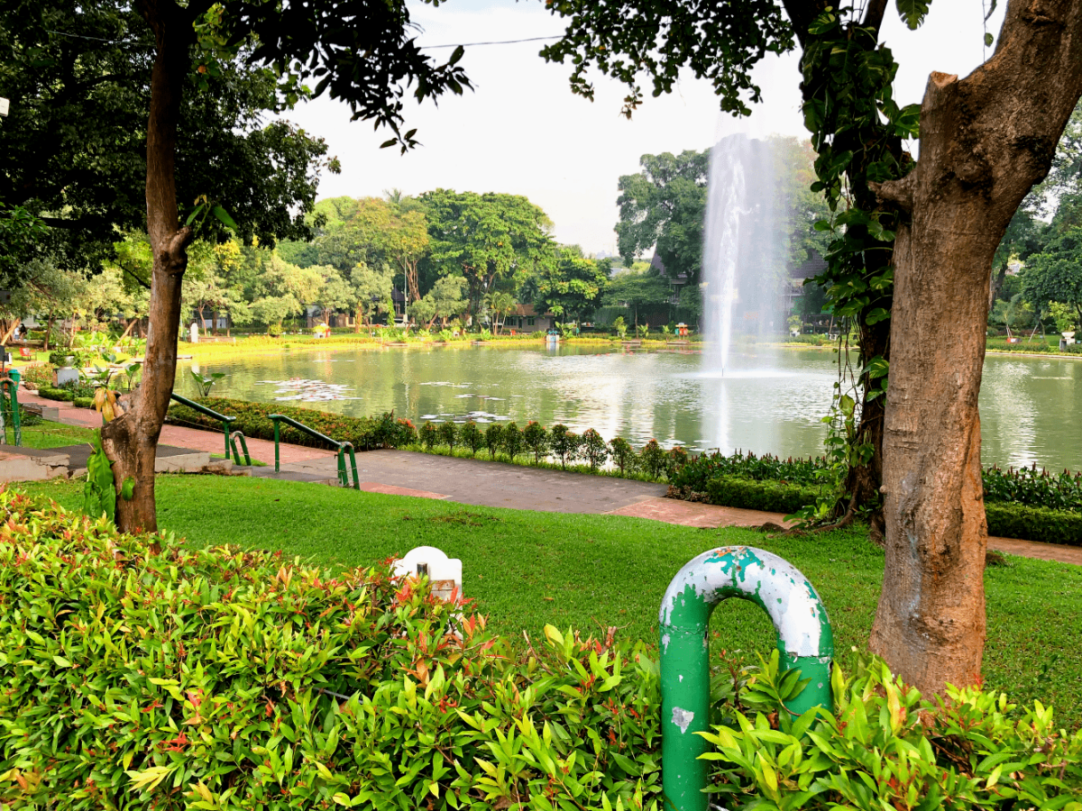 area danau di taman situ lembang jakarta