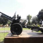 Meriam Perang di Halaman Monumen