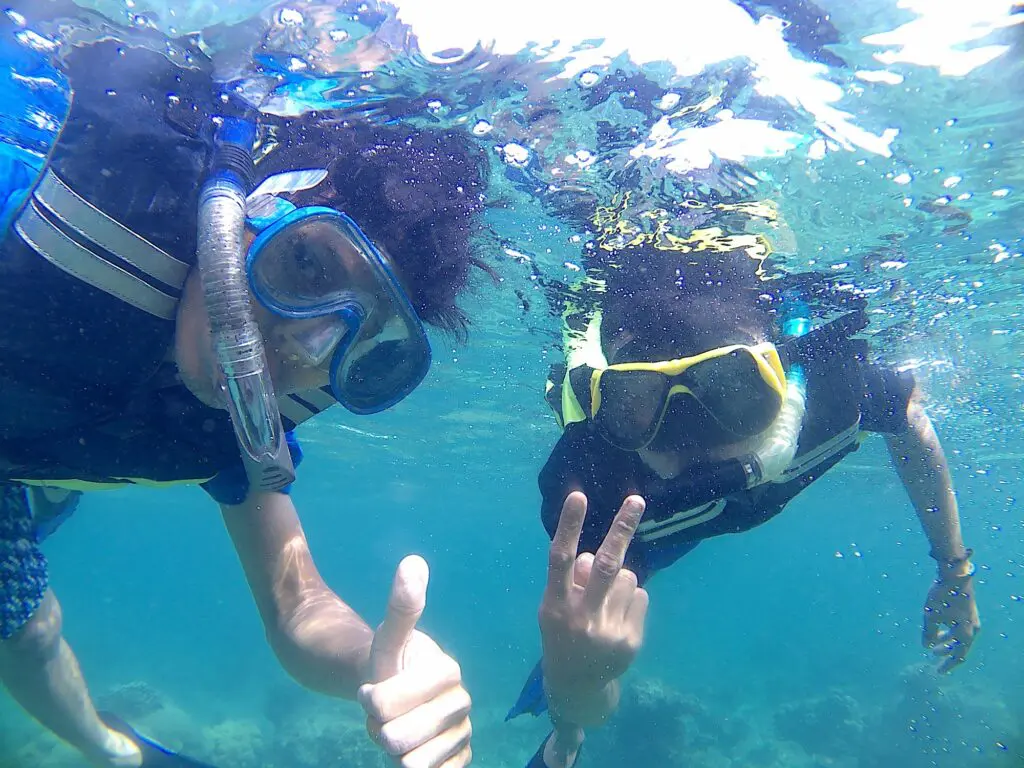 Menyelam di Perairan Pulau Perak