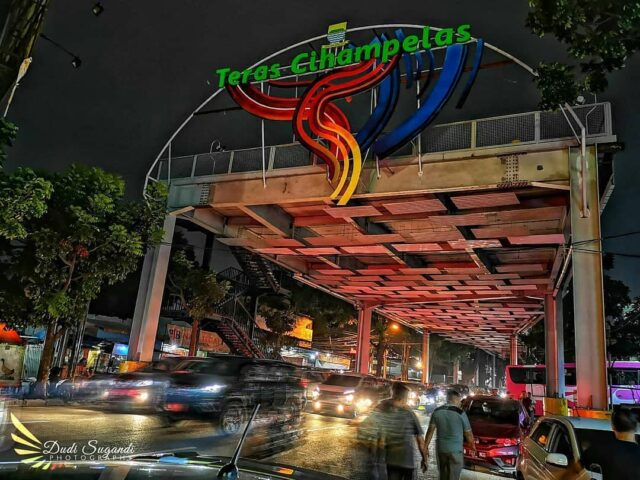 Skywalk Teras Cihampelas Bandung