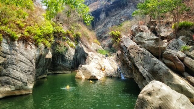 Keindahan Panorama Sanghyang Heuleut