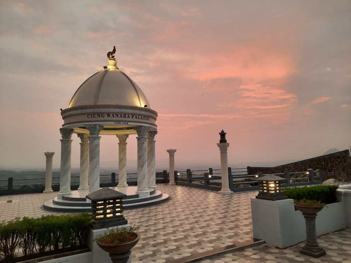 Gazebo bergaya renaisans