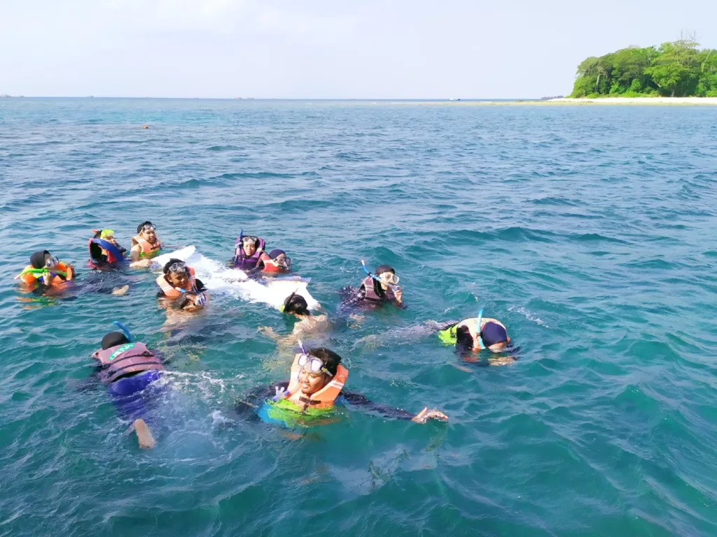 lokasi snorkeling di pulau liwungan