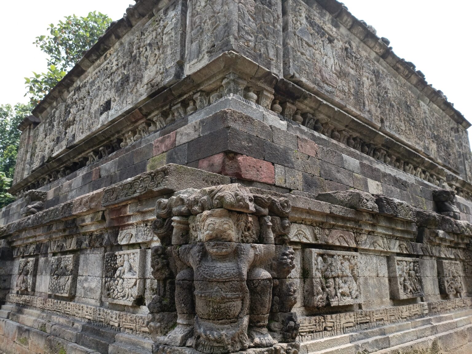 CANDI SUROWONO Wisata Relief Kerajaan Wengker - September 2024