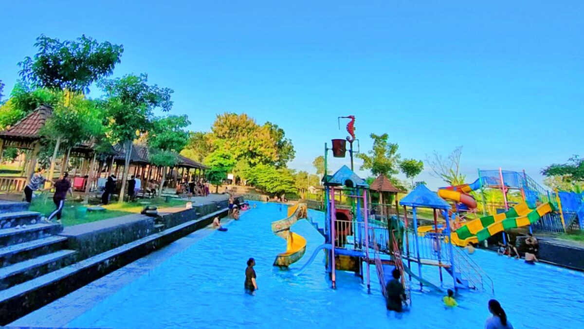 Kolam Renang dan Wahana di Umbul Nilo