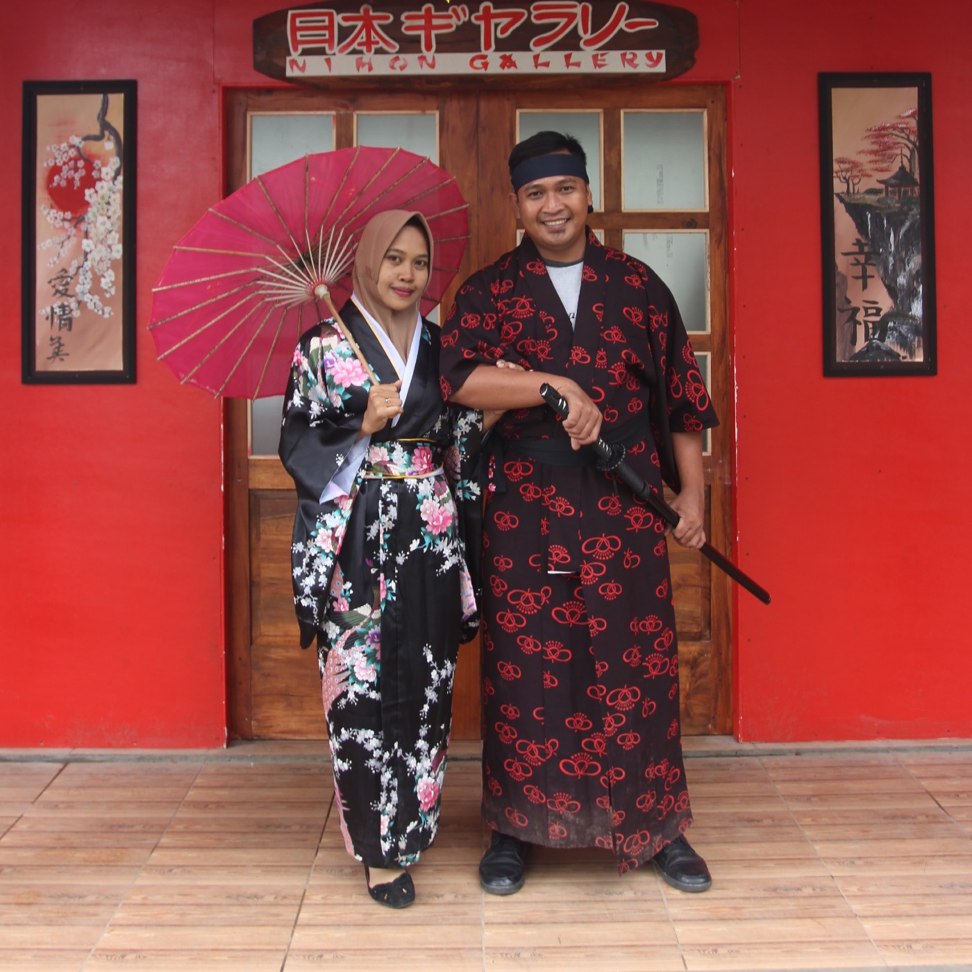 Menyewa kimono dan berfoto di Sakura Hills