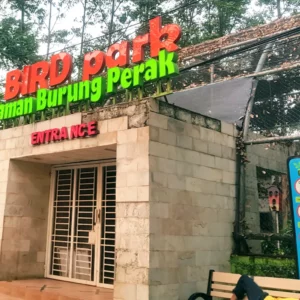 Pintu Masuk Taman Burung Perak Tangerang