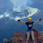 Puncak kaldera Gunung Raung
