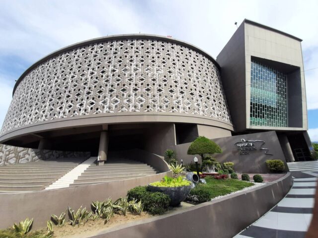 Bangunan Museum Tsunami Aceh dari Luar