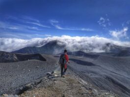 Mendaki Gunung Marapi