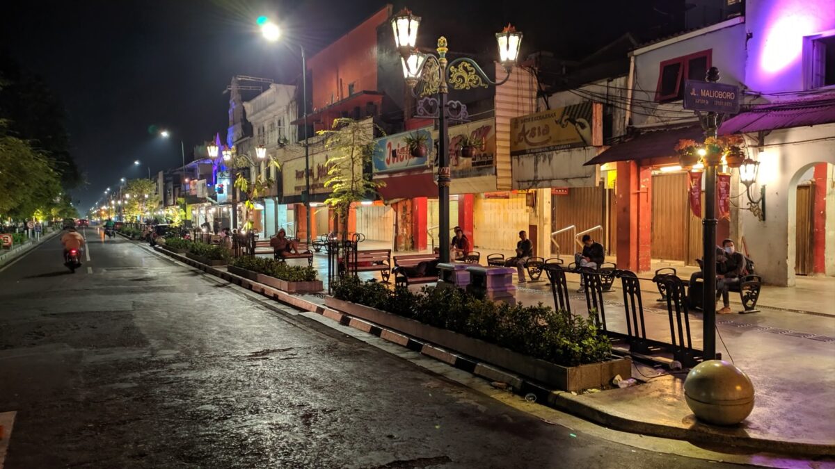 Jalan Malioboro di Malam Hari
