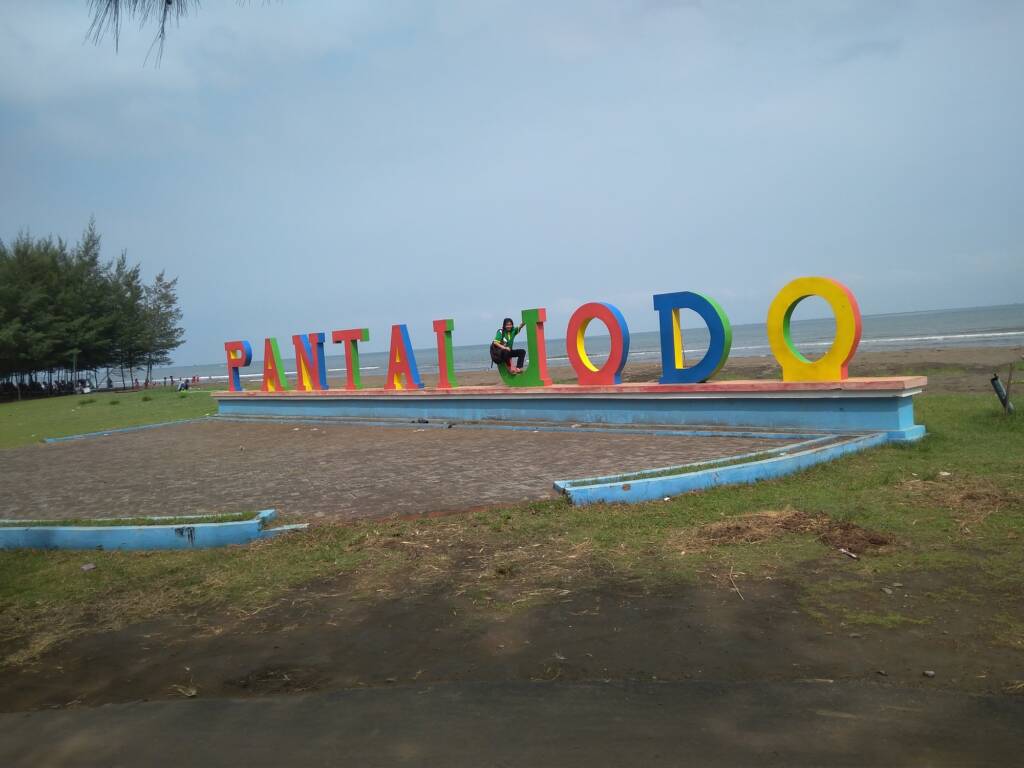 Pantai Jodo Kabupaten Batang
