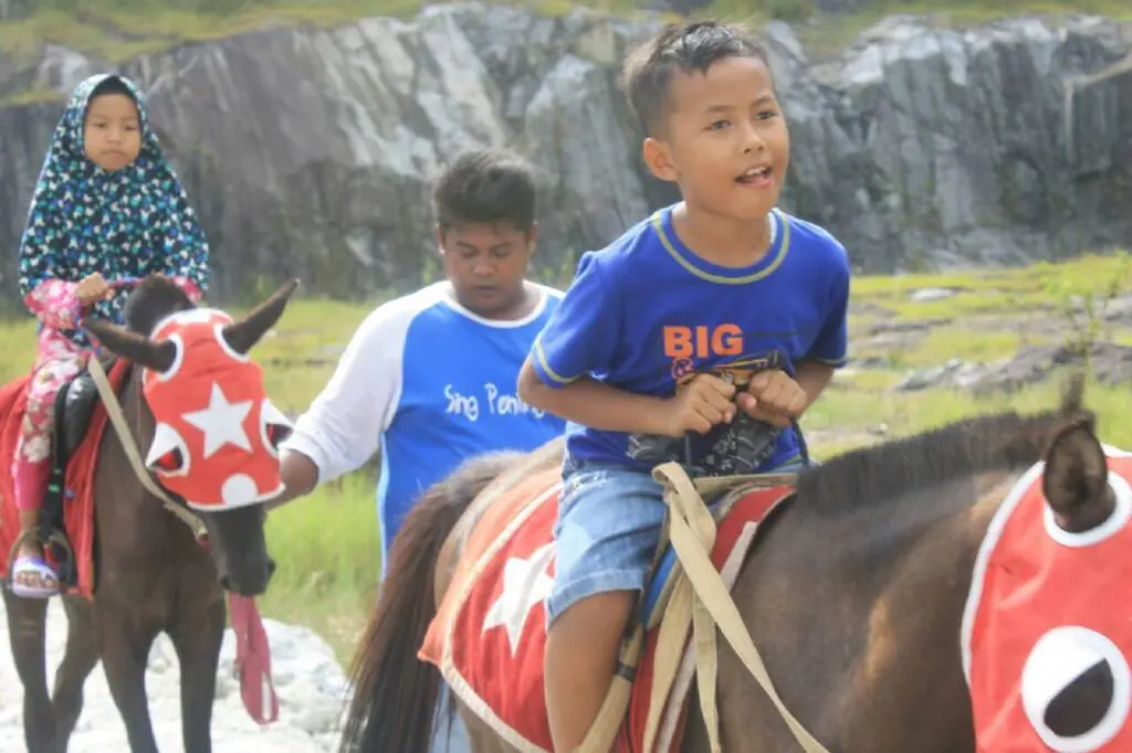 Naik kuda di Gunung Tampomas
