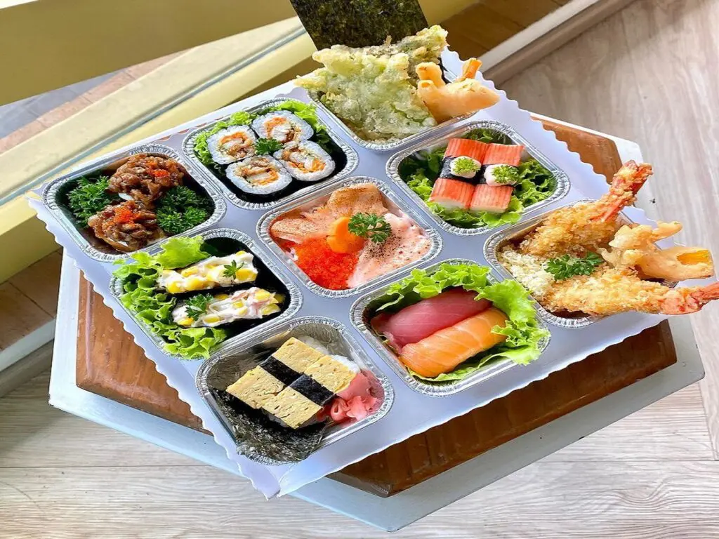 Aneka sushi dari Kyouchii