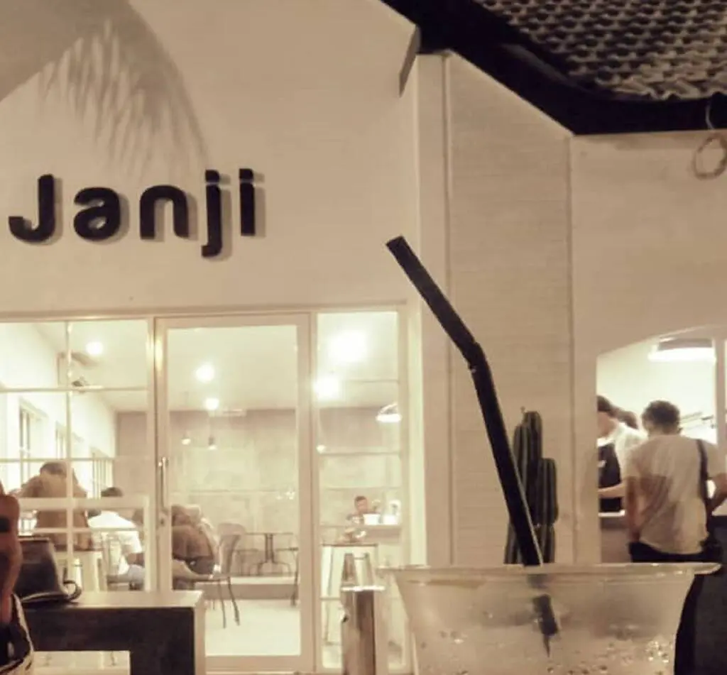 Janji Cafe tampak dari luar