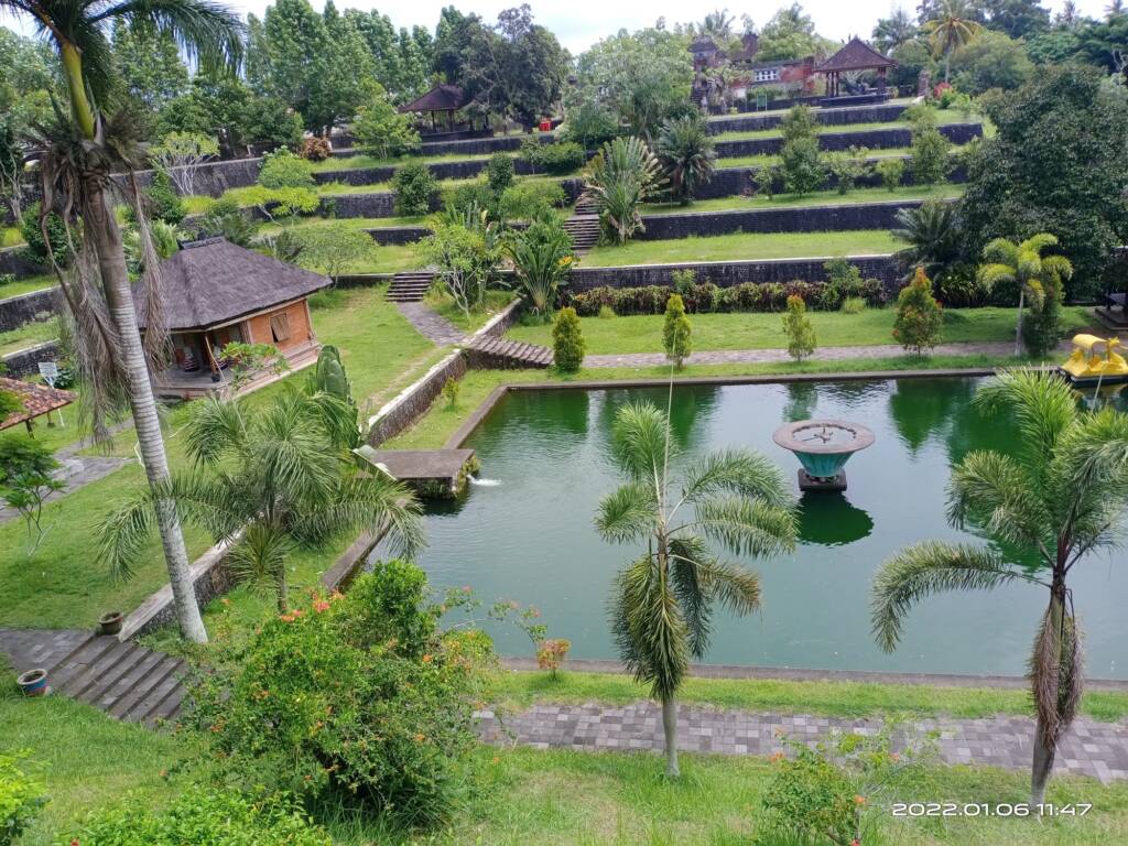 Keindahan Taman Narmada Lombok