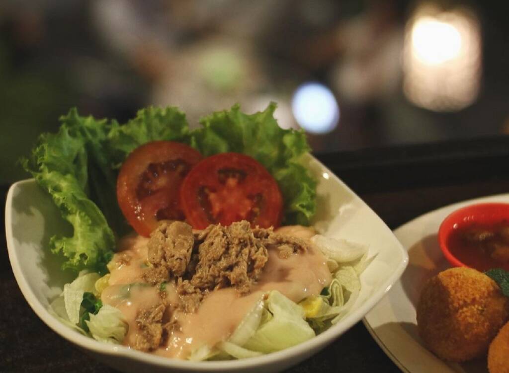 Tuna Salad yang istimewa dari Cubicle Cafe