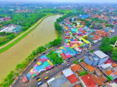 rumah-rumah penuh warna di kampung bekelir