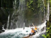 Air Terjun Pelaruga yang berair jernih