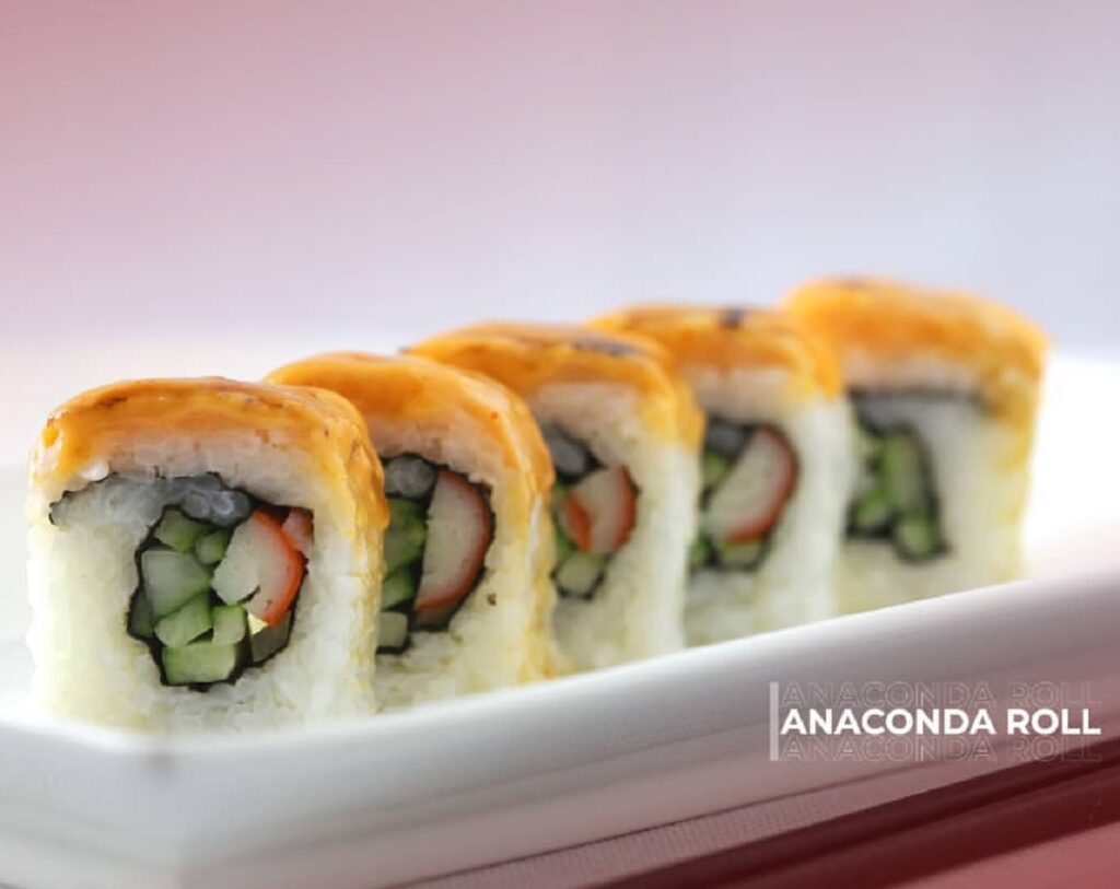 Yang favorit di Yen's Delight, Anaconda Sushi Roll