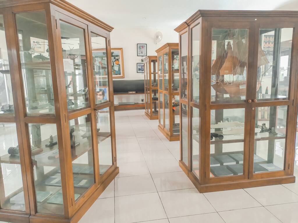 Ruang koleksi Museum Bahari