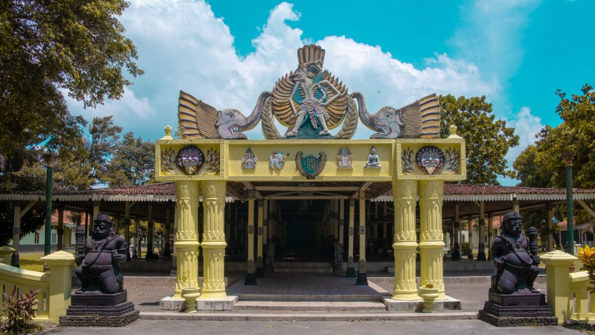 Tampilan bangunan Museum Wayang Kekayon