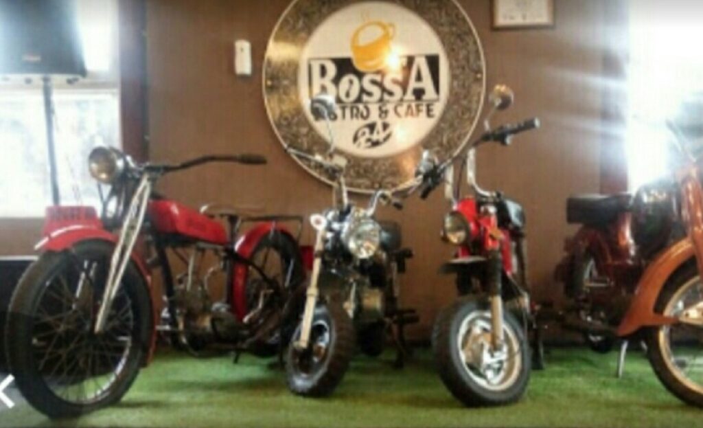 Koleksi motor gede di Boss'A Cafe