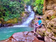 bentuk air terjun memanjang seperti peluncuran