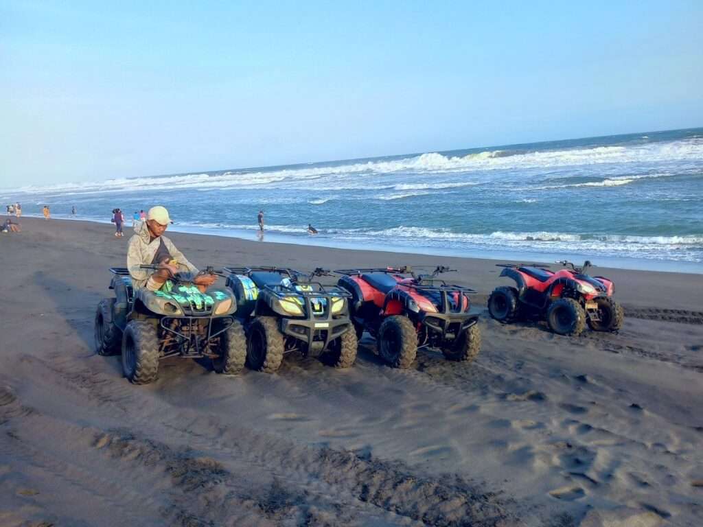 ATV termasuk transportasi yang disewakan di Pantai Dewaruci Jatimalang