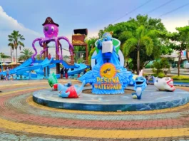 Area Pesona Waterpark dengan berbagai wahana permainan