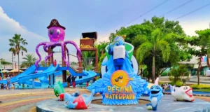 Area Pesona Waterpark dengan berbagai wahana permainan