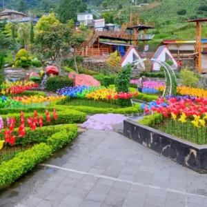 Taman cantik di Villa Khayangan