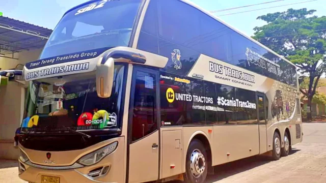 Bus Sudiro Tungga Jaya Eksekutif